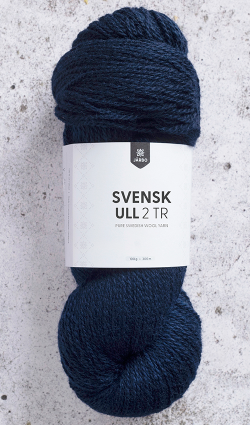 Garnet Svensk Ull 2-trådig i kulören Velvet Blue, mörkt sammetsblå